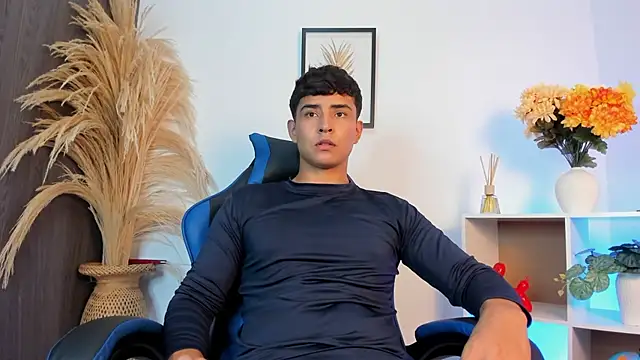 Thiago Connor21 online show from 04/05/26, 08:26