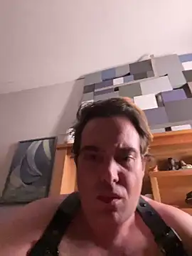 GymBoy83 online show from 10/02/25, 10:40