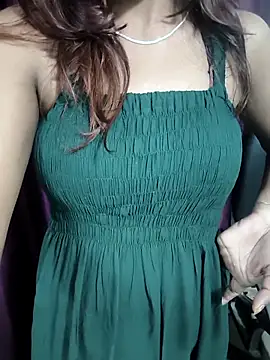 Lusty Naina online show from 10/08/25, 09:37