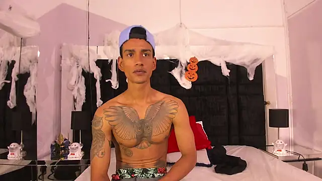 Latin Pleasures online show from 10/20/25, 07:47