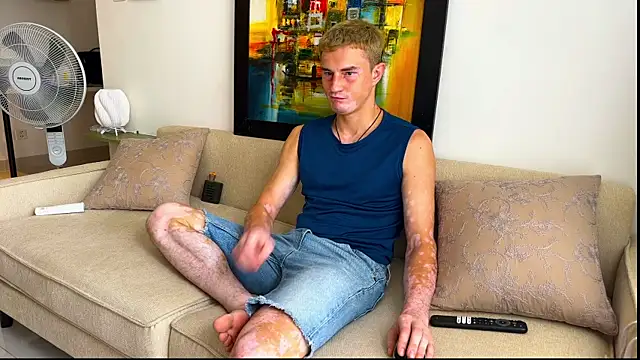 YummyGann online show from 11/29/25, 02:12