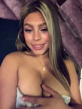 ZoeMillerPink  online show from 10/14/25, 04:57
