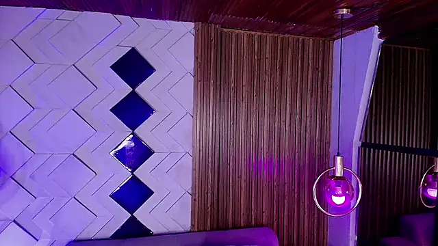 Matti sofia  online show from 11/08/25, 07:06