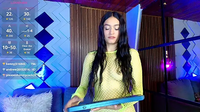 Matti sofia  online show from 10/16/25, 07:11
