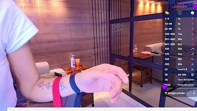 Matti sofia  online show from 02/24/26, 10:49