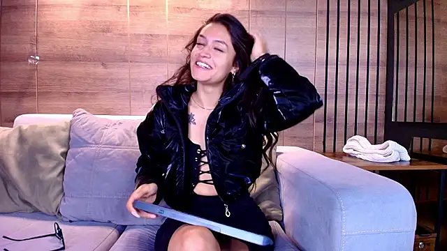 Matti sofia  online show from 02/19/26, 11:18