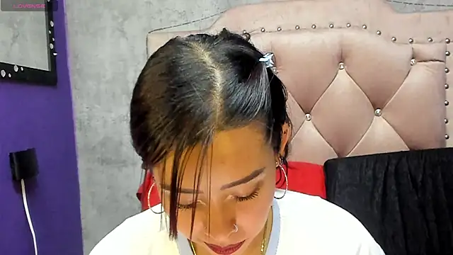 Mia lopez 1 online show from 05/23/26, 09:47