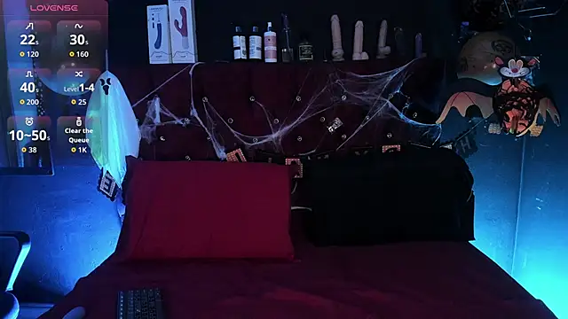 Snapshot of Cony_l chatting on 10/28/25, 11:47 Cony l online show from 10/28/25, 11:47