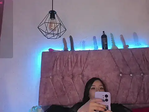 Snapshot of Cony_l chatting on 11/06/25, 12:20 Cony l online show from 11/06/25, 12:20