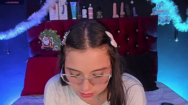 Snapshot of Cony_l chatting on 12/17/25, 11:26 Cony l online show from 12/17/25, 11:26