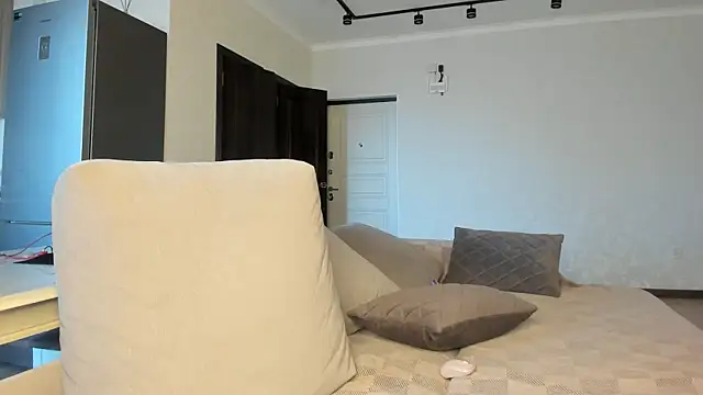 lona li online show from 01/10/26, 10:43