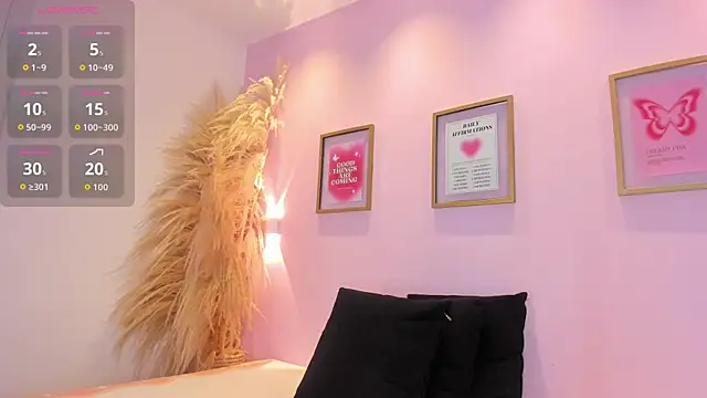 TracyDavis  online show from 10/19/25, 01:14