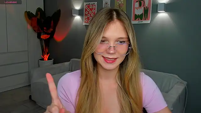 linakorvin online show from 11/10/25, 01:16