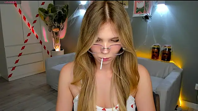 linakorvin online show from 10/27/25, 01:23