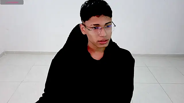 Im david02 online show from 04/15/26, 02:10