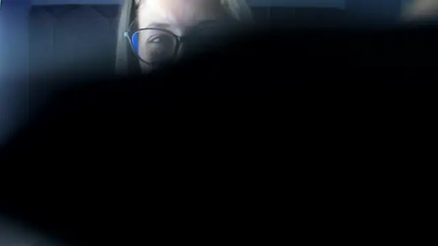 sarah sweett  online show from 05/04/26, 03:48