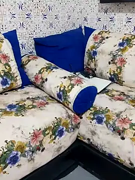 Rihame07 online show from 11/04/25, 07:12