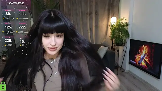 Snapshot of Erika_peach chatting on 10/14/25, 02:39 Erika peach online show from 10/14/25, 02:39