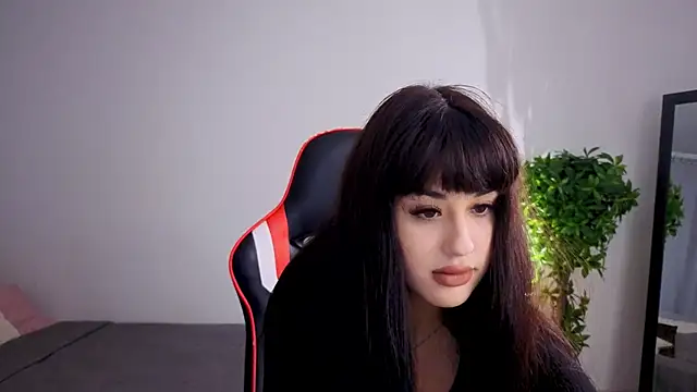 Snapshot of Erika_peach chatting on 10/08/25, 02:40 Erika peach online show from 10/08/25, 02:40