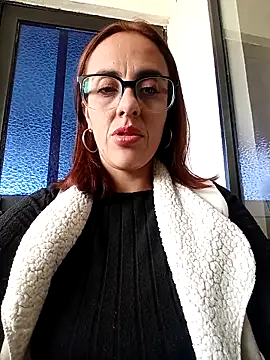 Jade 1-9 online show from 12/17/25, 07:19