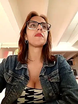 Jade 1-9 online show from 02/06/26, 04:25