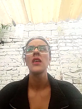 Jade 1-9 online show from 11/12/25, 06:56