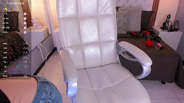 GabrielaaStone online show from 11/09/25, 04:49