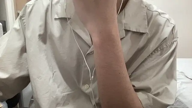 16hornydog online show from 10/11/25, 03:35