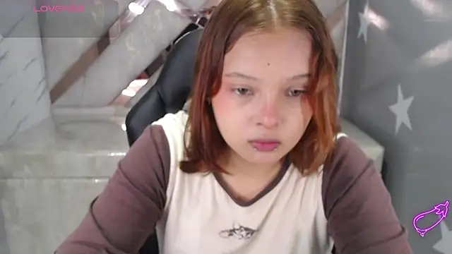 mia foster t online show from 04/14/26, 01:49