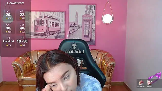 Snapshot of mia_foster_t chatting on 11/20/25, 12:50 mia foster t online show from 11/20/25, 12:50