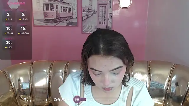 Snapshot of mia_foster_t chatting on 11/28/25, 01:22 mia foster t online show from 11/28/25, 01:22