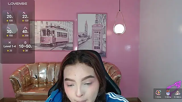 Snapshot of mia_foster_t chatting on 11/21/25, 12:48 mia foster t online show from 11/21/25, 12:48