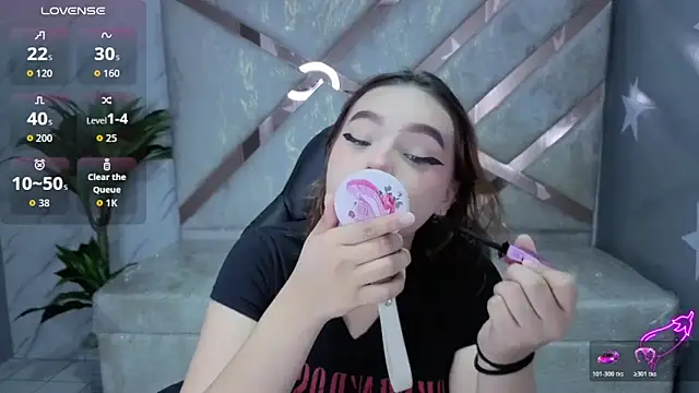 mia foster t online show from 03/13/26, 01:16