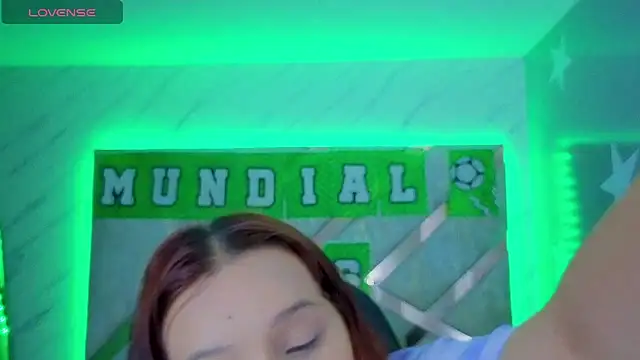 Snapshot of mia_foster_t chatting on 07/01/26, 02:06 mia foster t online show from 07/01/26, 02:06