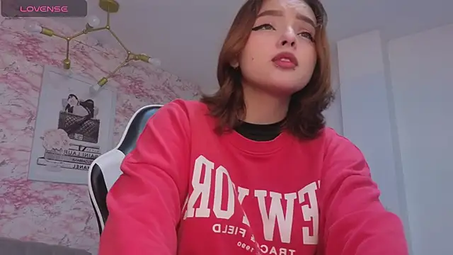 mia foster t online show from 02/26/26, 01:33