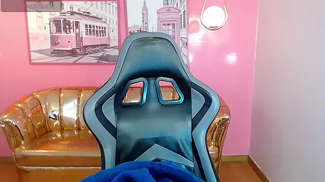 mia foster t online show from 12/20/25, 01:03