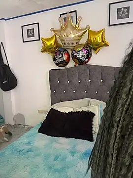 mitschellfox21 online show from 01/09/26, 07:32