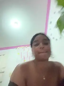 Snapshot of mitschellfox21 chatting on 11/25/25, 07:52 mitschellfox21 online show from 11/25/25, 07:52