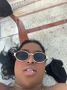 mitschellfox21 online show from 04/02/26, 10:49