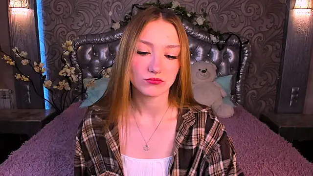 AngelAnabelle online show from 12/05/25, 08:28