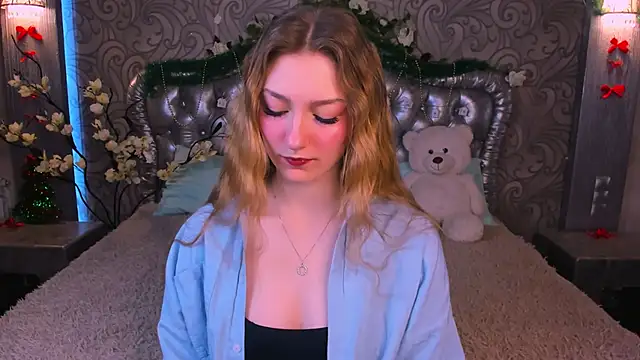 AngelAnabelle online show from 01/14/26, 08:23