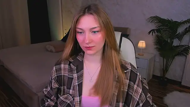 AngelAnabelle online show from 10/23/25, 08:29