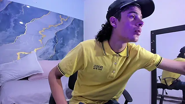 Oliver Millerss online show from 10/06/25, 07:47