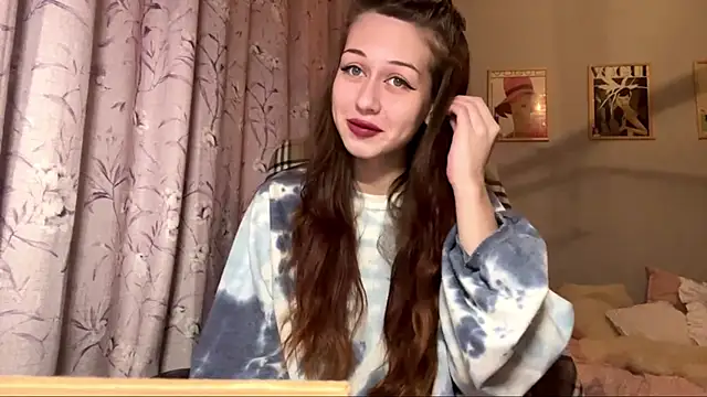 Snapshot of Nayra_flash chatting on 11/02/25, 03:39 Nayra flash online show from 11/02/25, 03:39