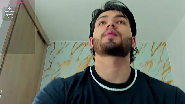 Snapshot of ElianKeiser chatting on 02/12/26, 03:01 ElianKeiser online show from 02/12/26, 03:01