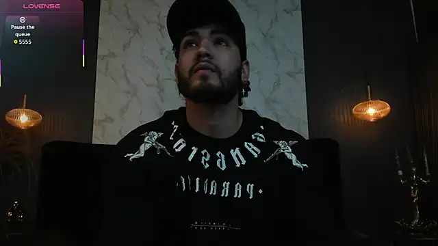 ElianKeiser online show from 11/21/25, 01:10