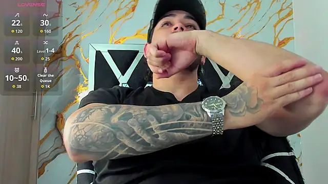 Snapshot of ElianKeiser chatting on 02/13/26, 02:06 ElianKeiser online show from 02/13/26, 02:06