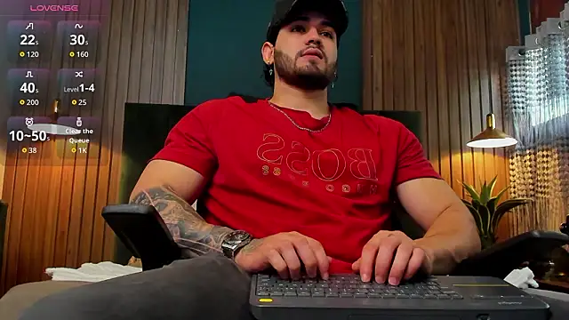 Snapshot of ElianKeiser chatting on 01/16/26, 01:26 ElianKeiser online show from 01/16/26, 01:26