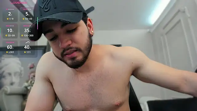 ElianKeiser online show from 10/31/25, 12:24