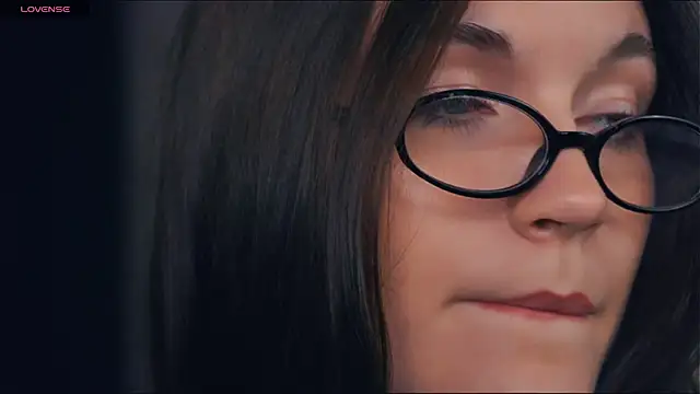 Snapshot of BettieBourque chatting on 11/21/25, 06:40 BettieBourque online show from 11/21/25, 06:40